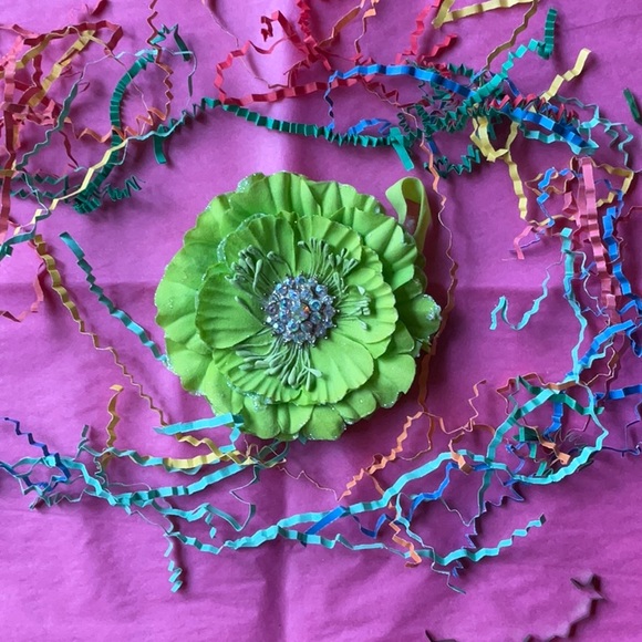 💚 TIEKS GREEN FLOWER 💚 NWOT 💚 - Picture 13 of 16